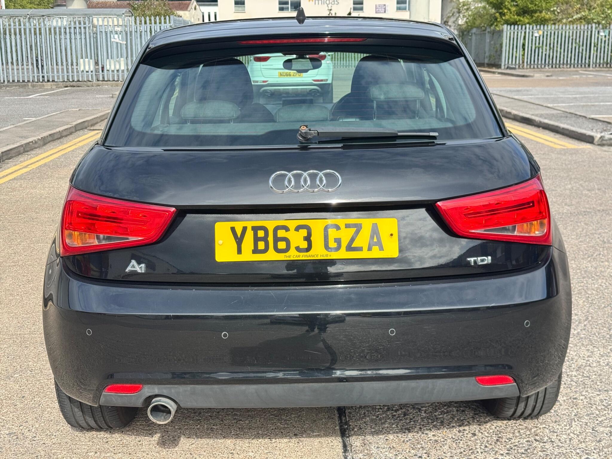 Audi A1 view 13