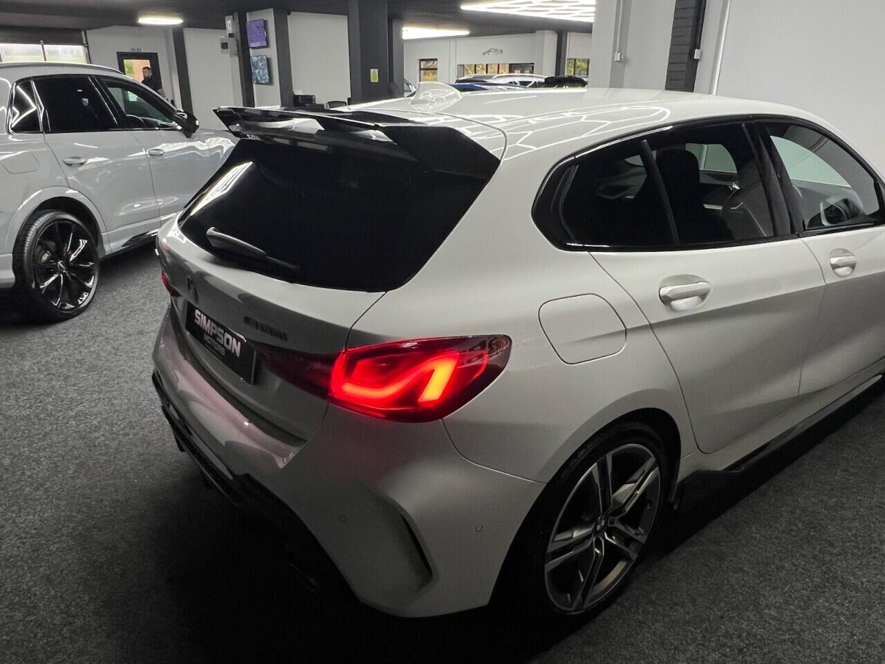 BMW 1 Series view 11