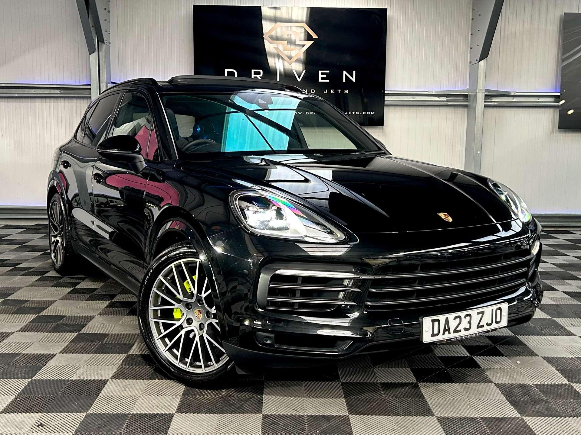Porsche Cayenne view 9