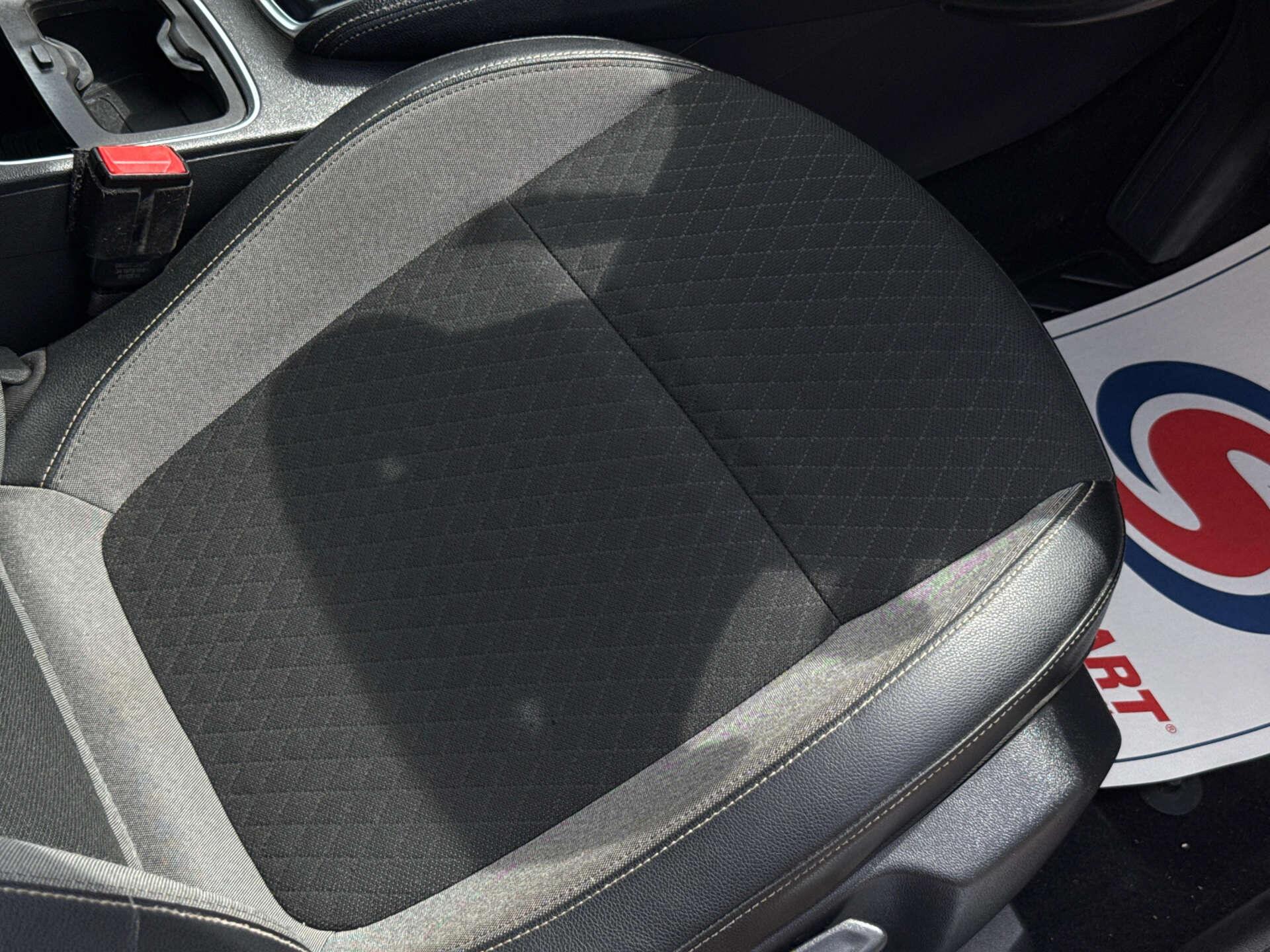 Vauxhall Grandland X view 26