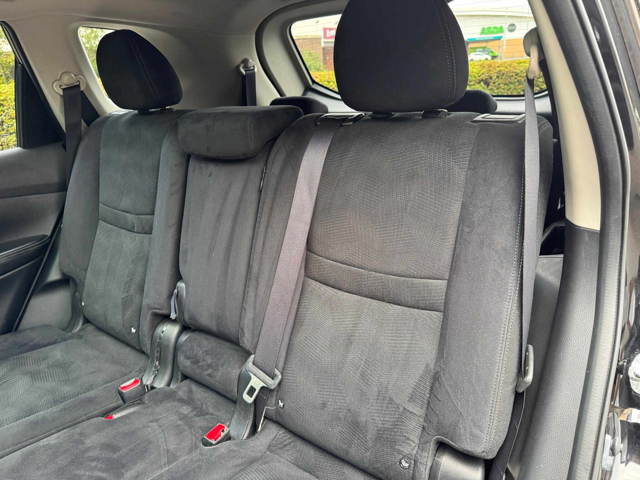 Nissan X-Trail view 53