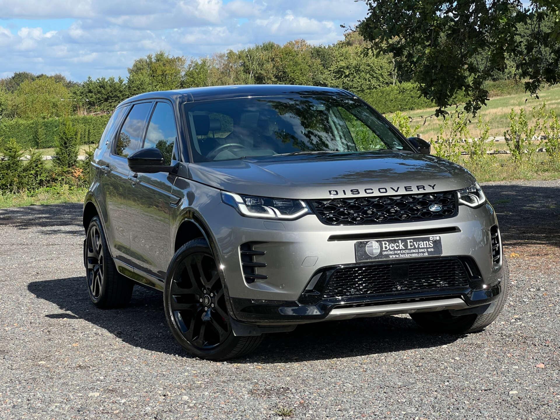 Land Rover Discovery Sport view 32