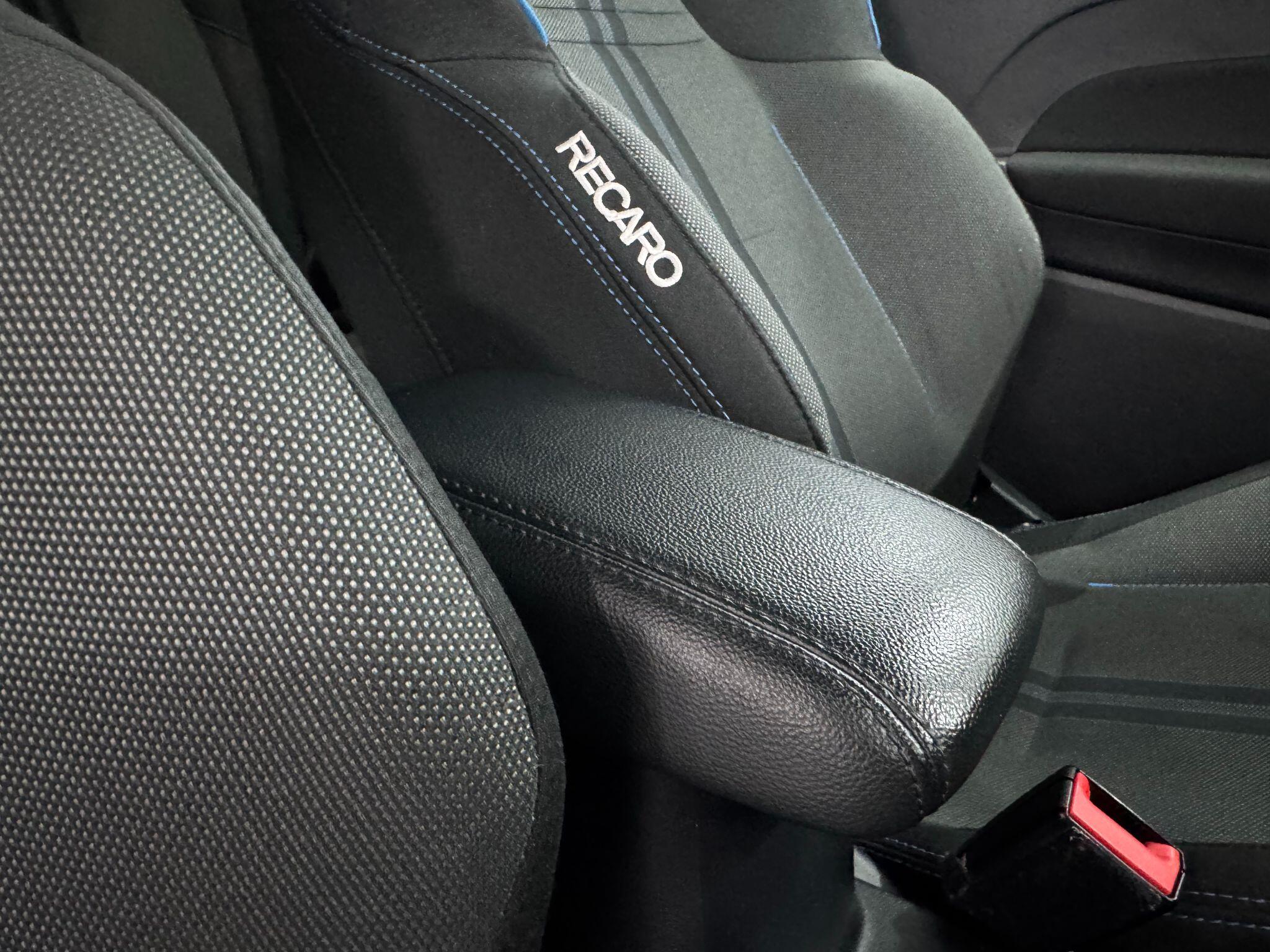 Ford Fiesta view 47