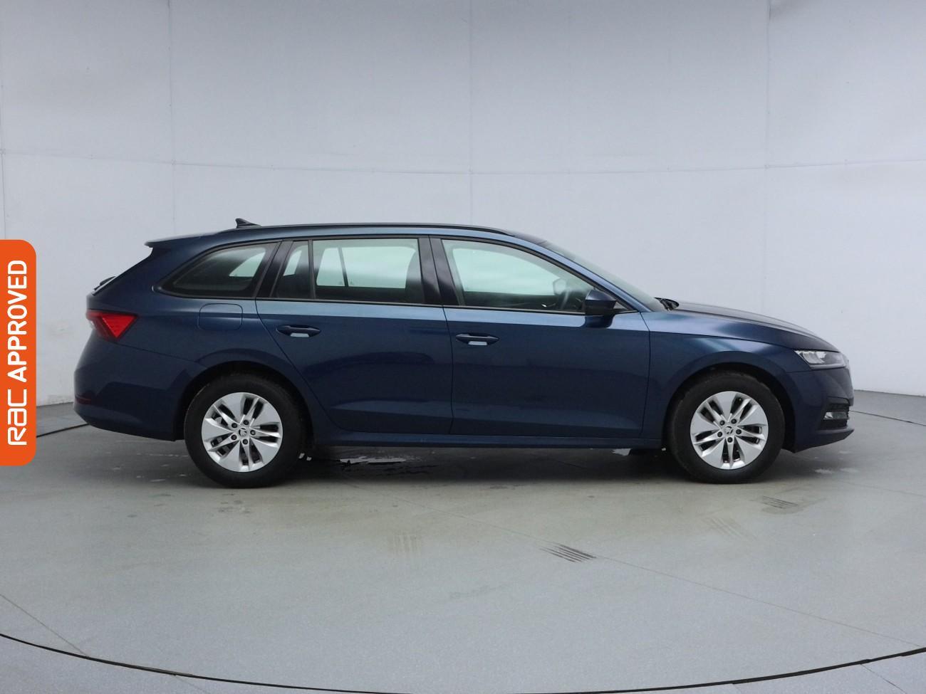 Skoda Octavia view 6