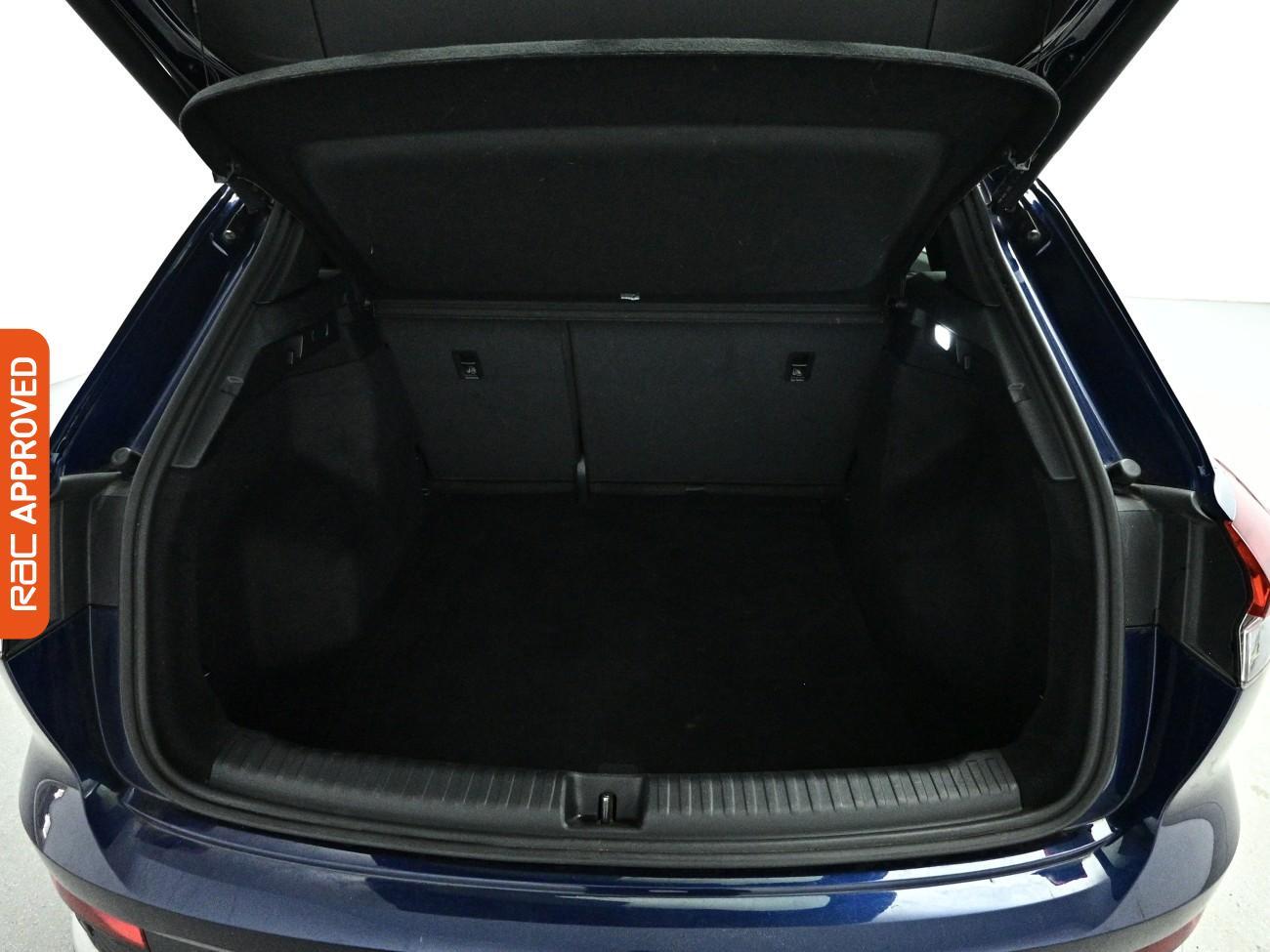 Audi Q4 e-tron view 29