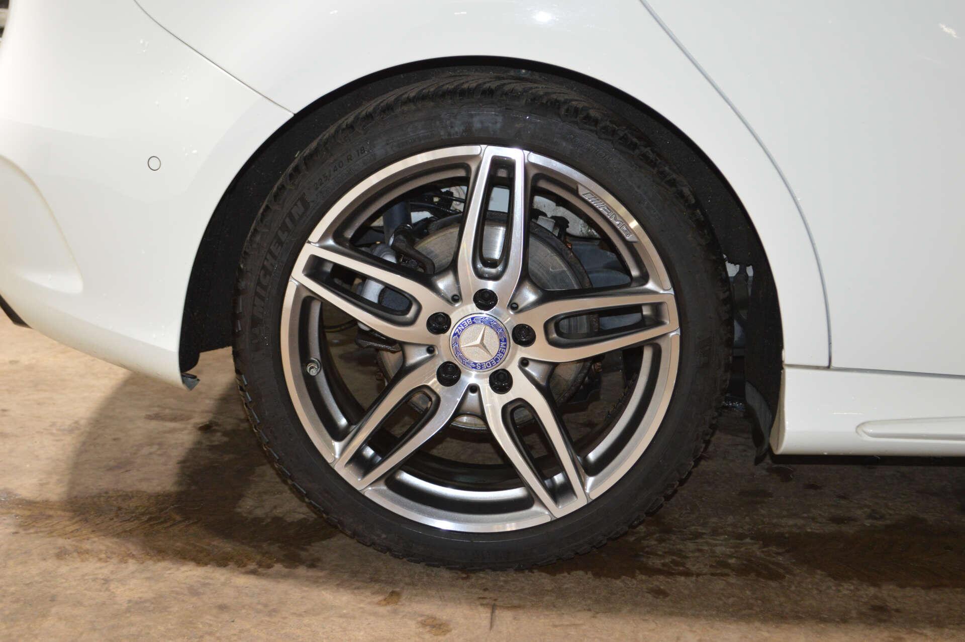Mercedes-Benz B-Class view 50