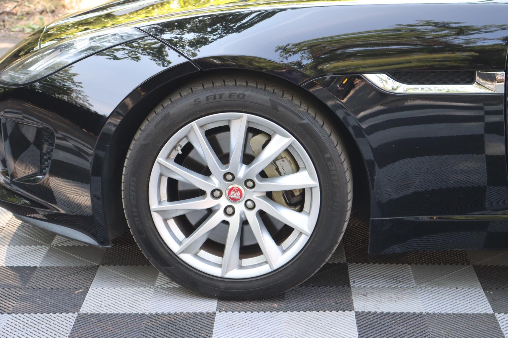 Jaguar F-Type view 27
