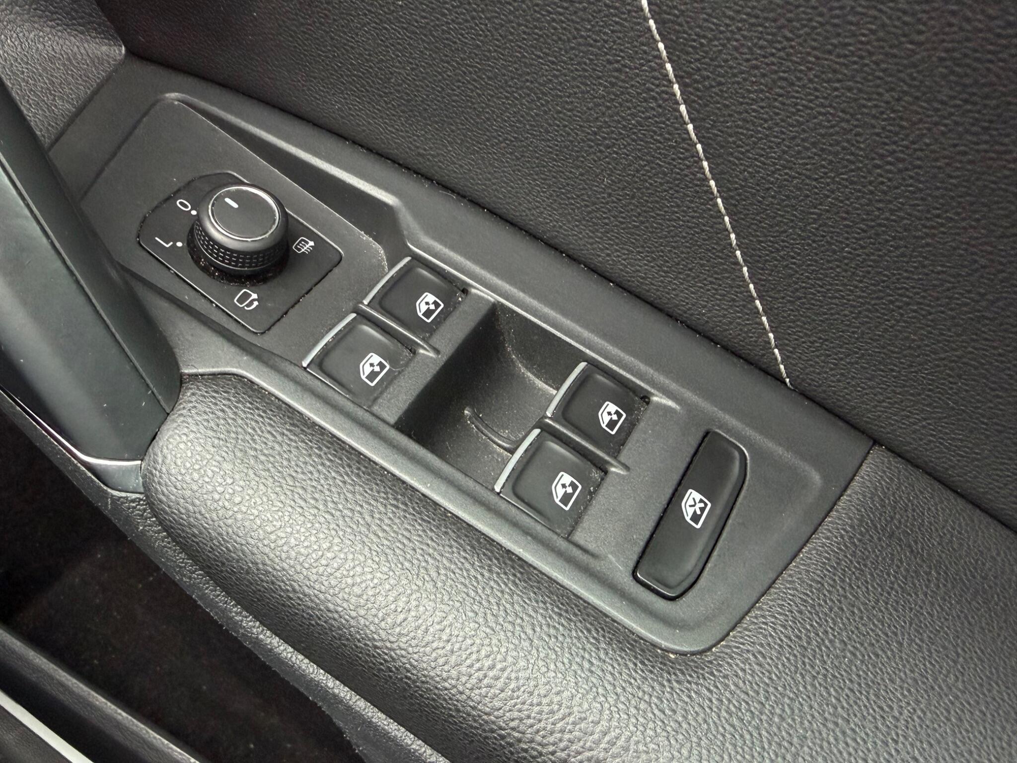 Volkswagen Tiguan view 50