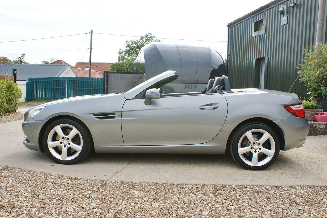 Mercedes-Benz SLK view 19