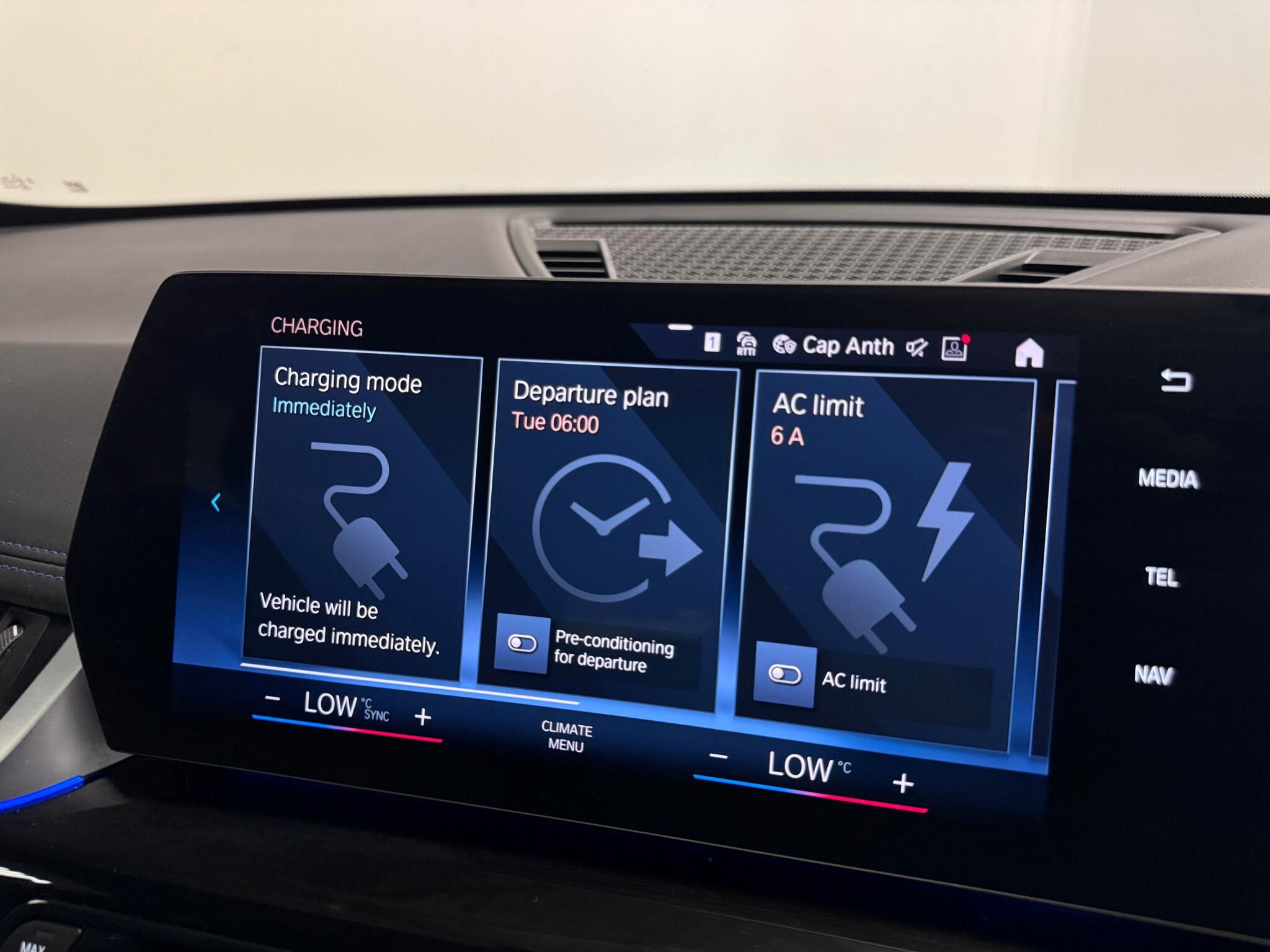 BMW Ix1 view 44