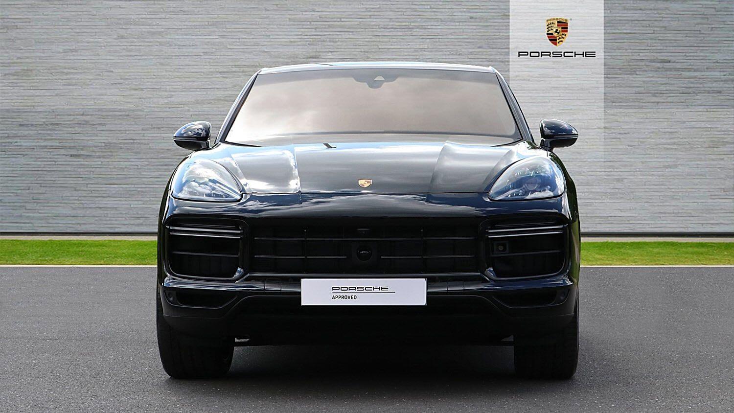 Porsche Cayenne view 2