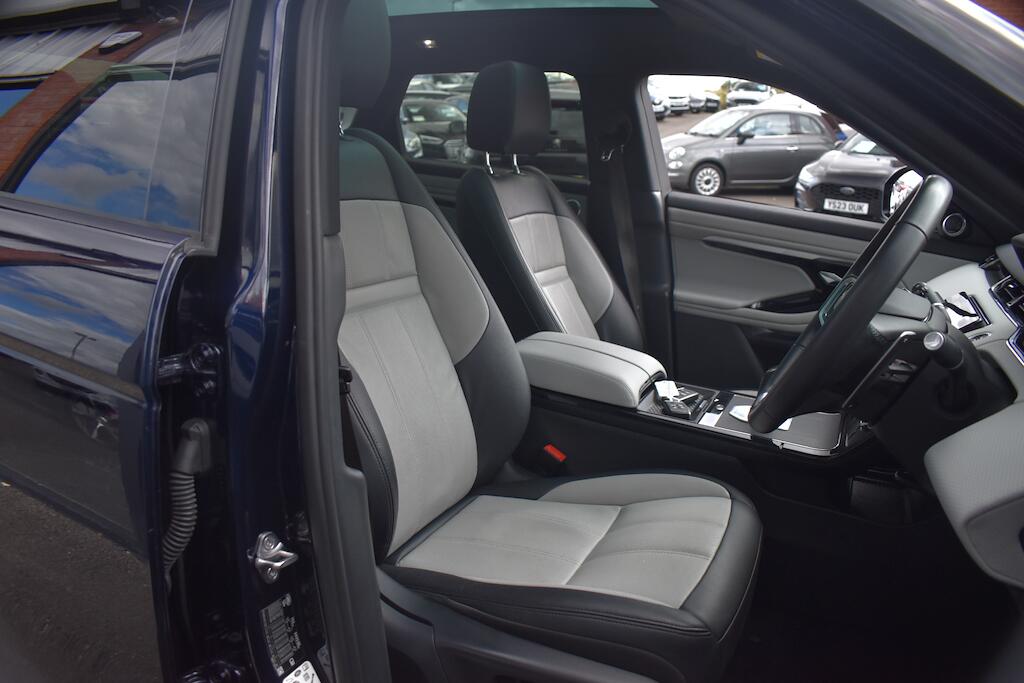 Land Rover Range Rover Evoque view 9
