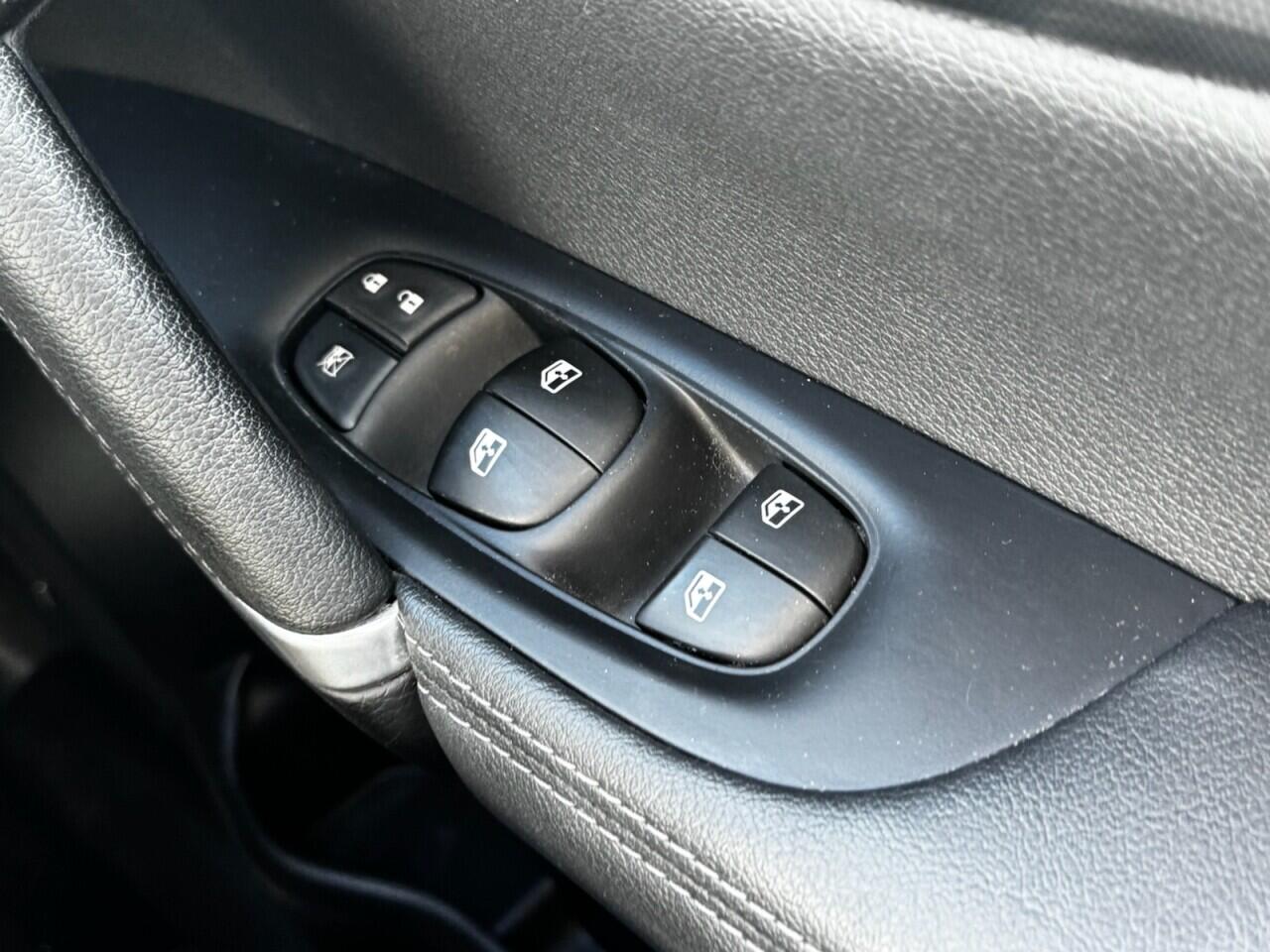 Nissan Qashqai view 32