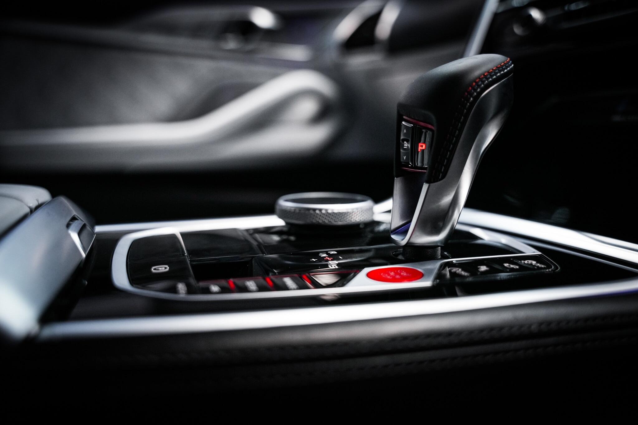 BMW M8 view 40
