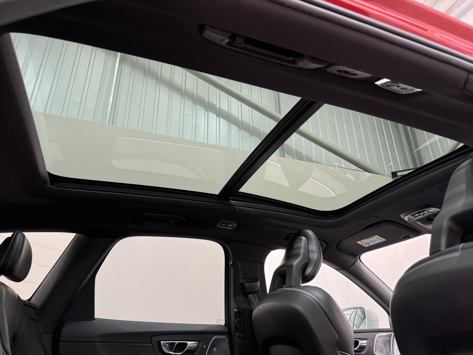 Volvo XC60 view 59