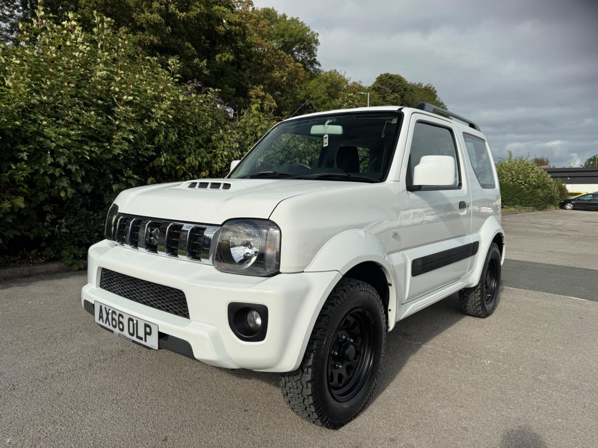 Suzuki Jimny main image