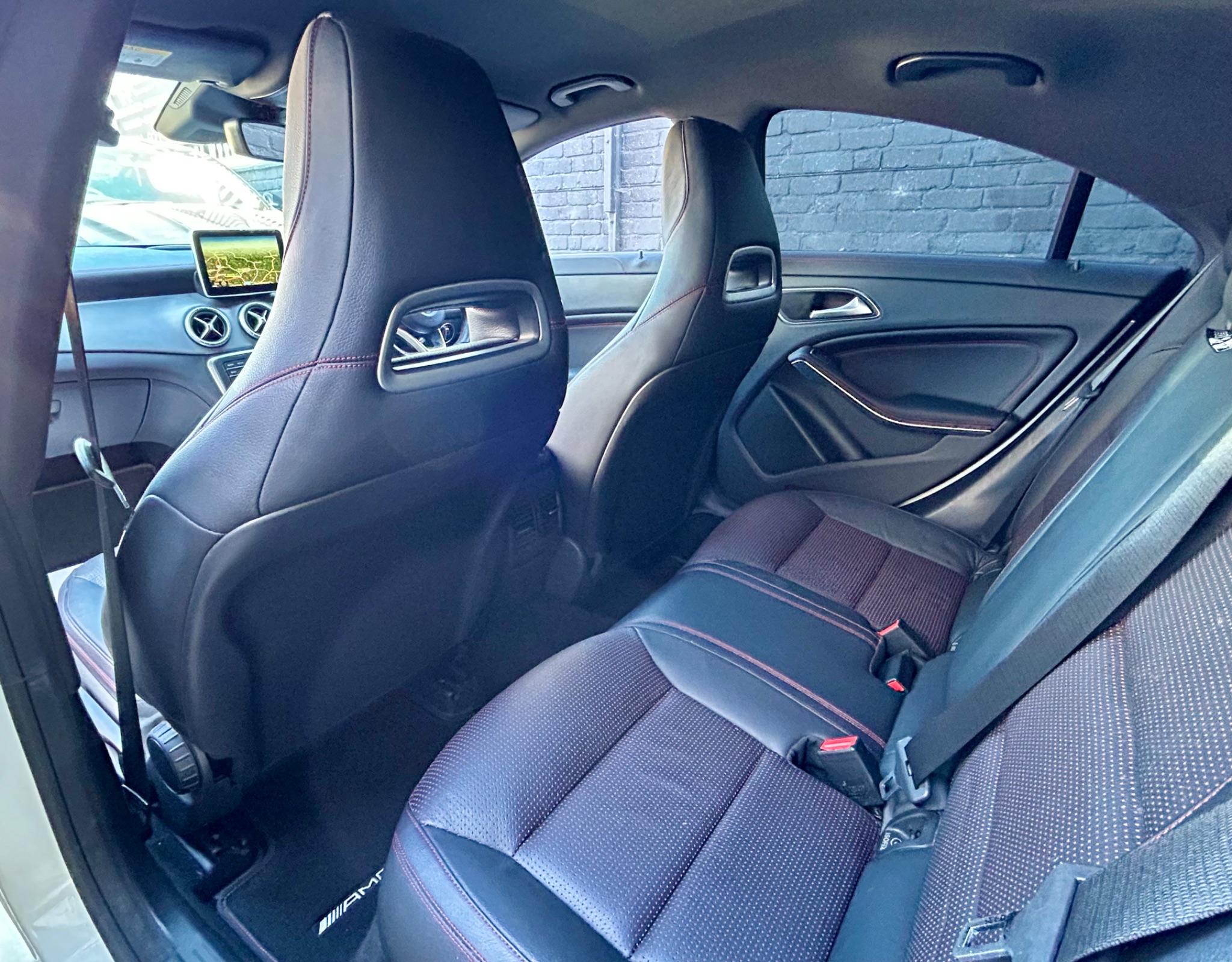 Mercedes-Benz Cla view 18