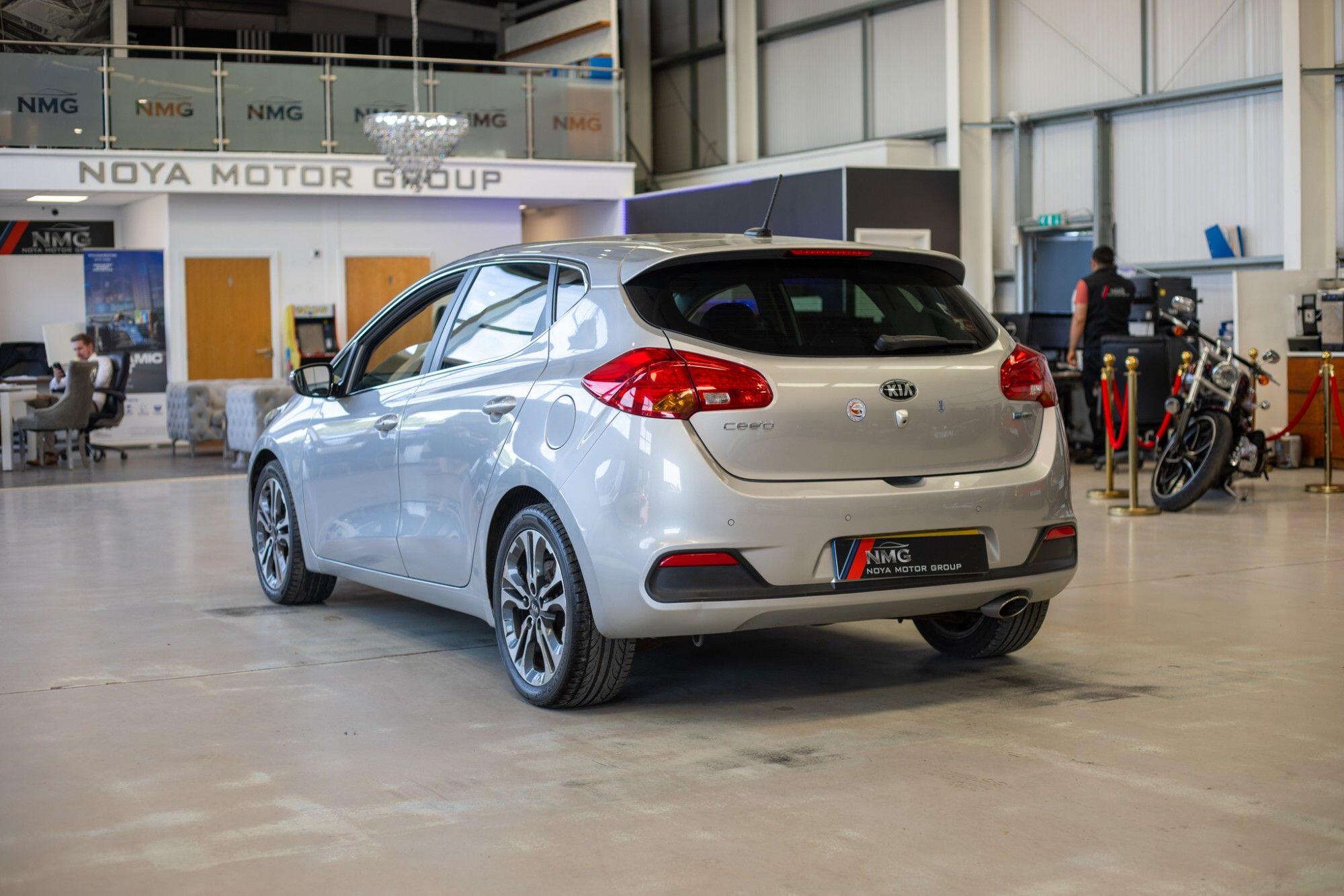 Kia Ceed view 35