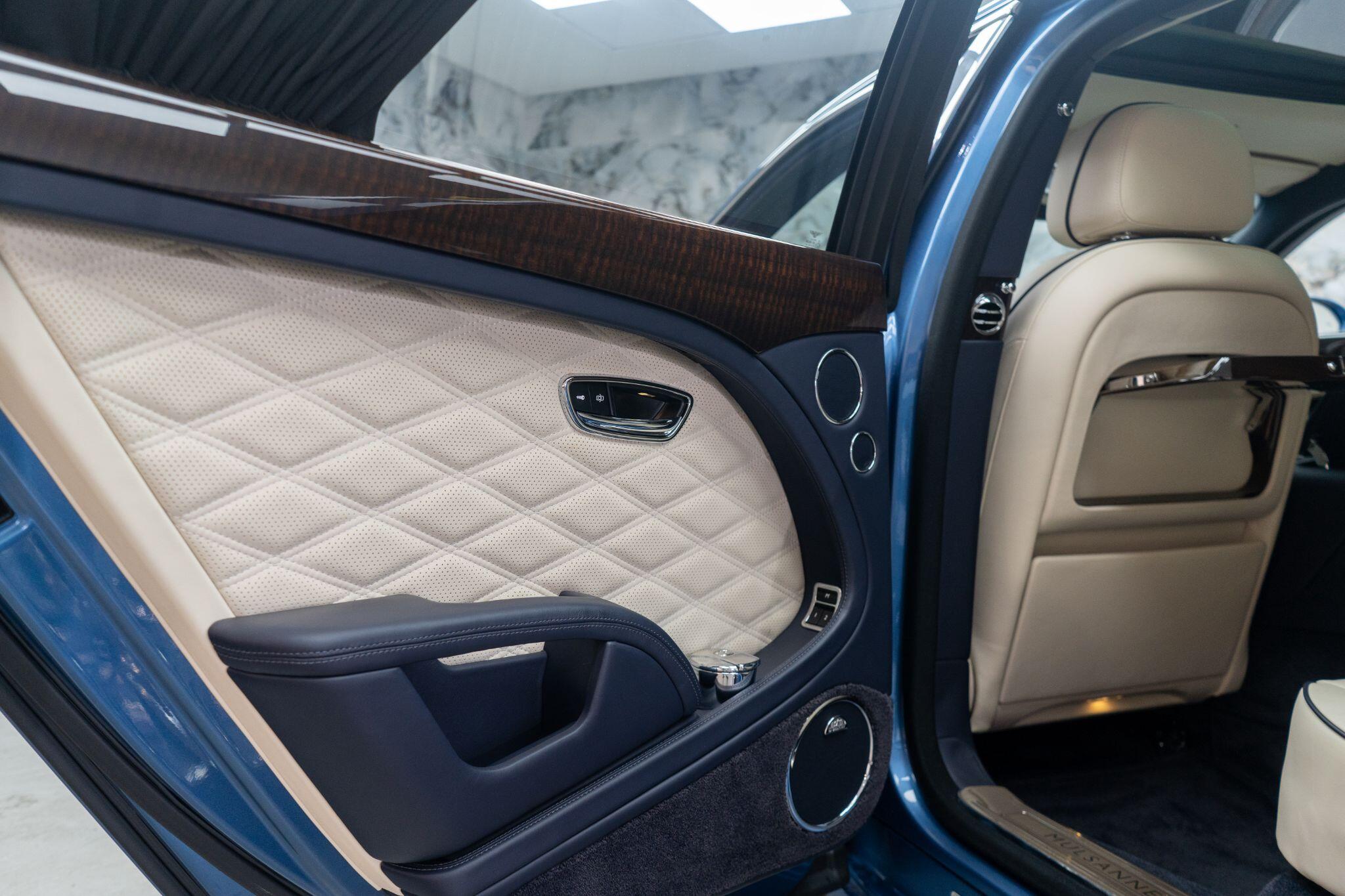 Bentley Mulsanne view 25