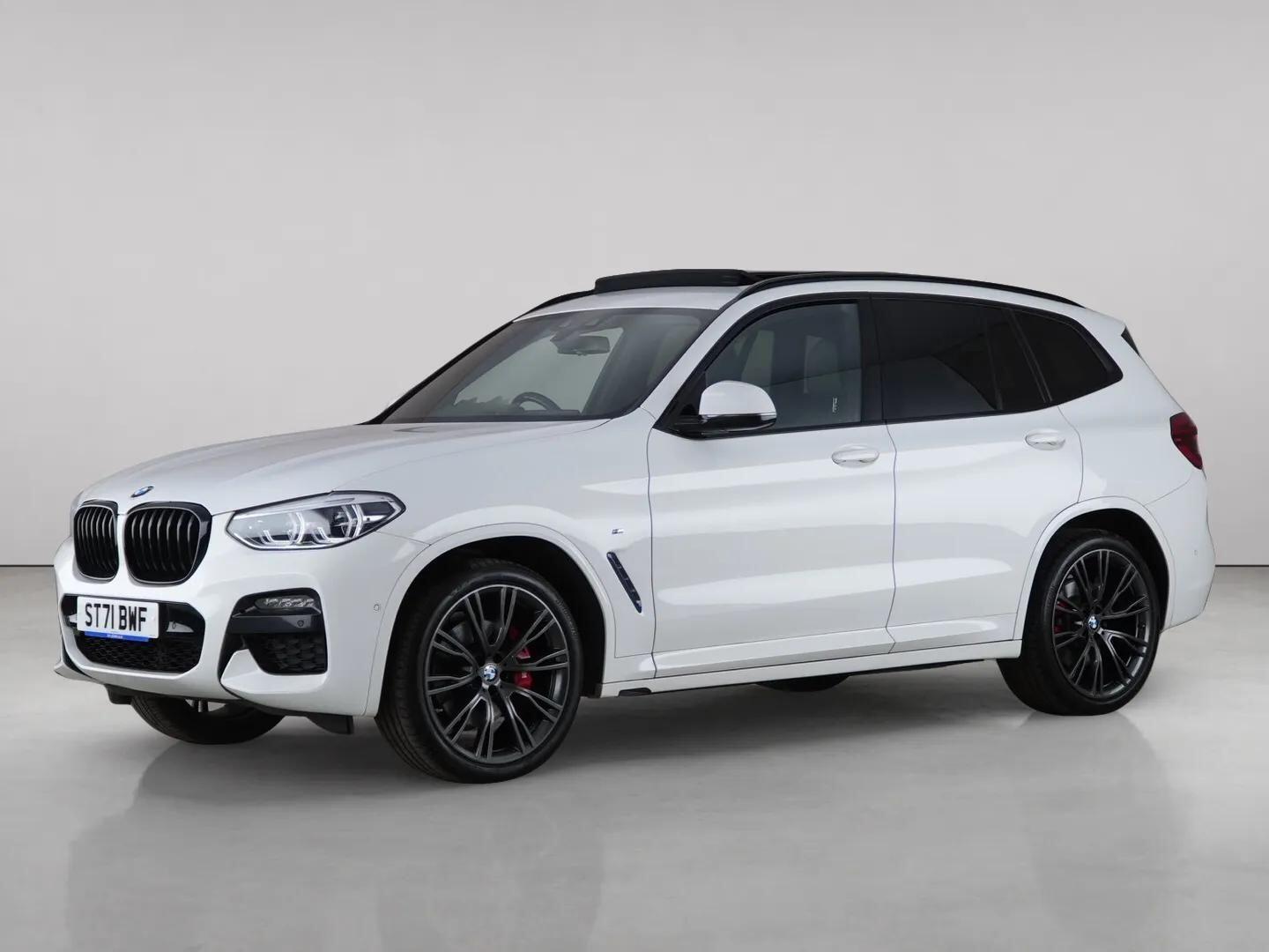 BMW X3 view 2