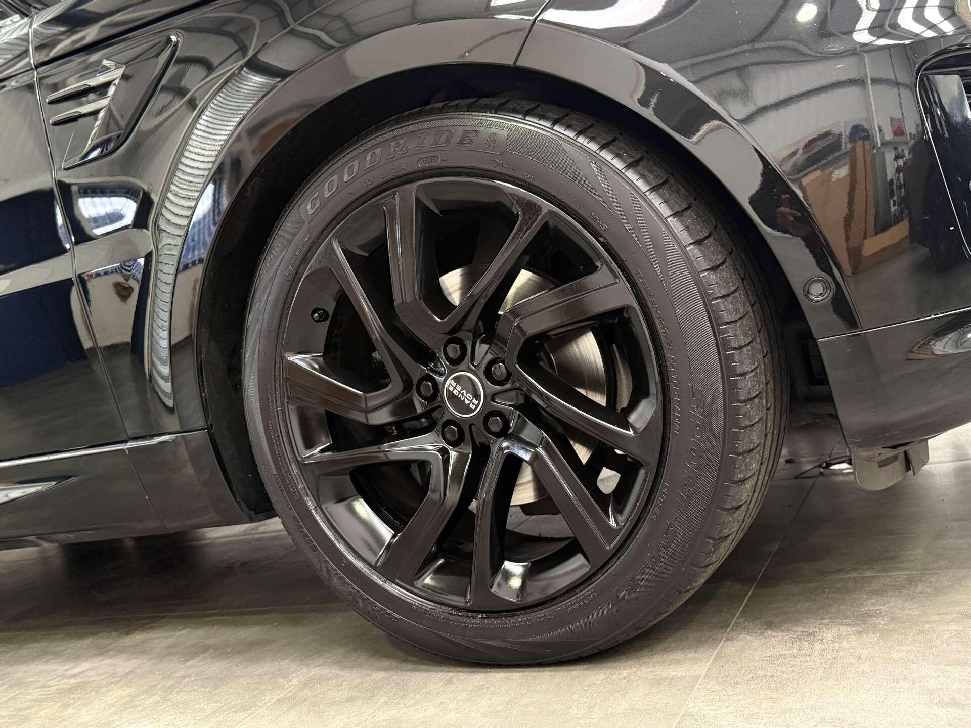 Land Rover Range Rover Sport view 25