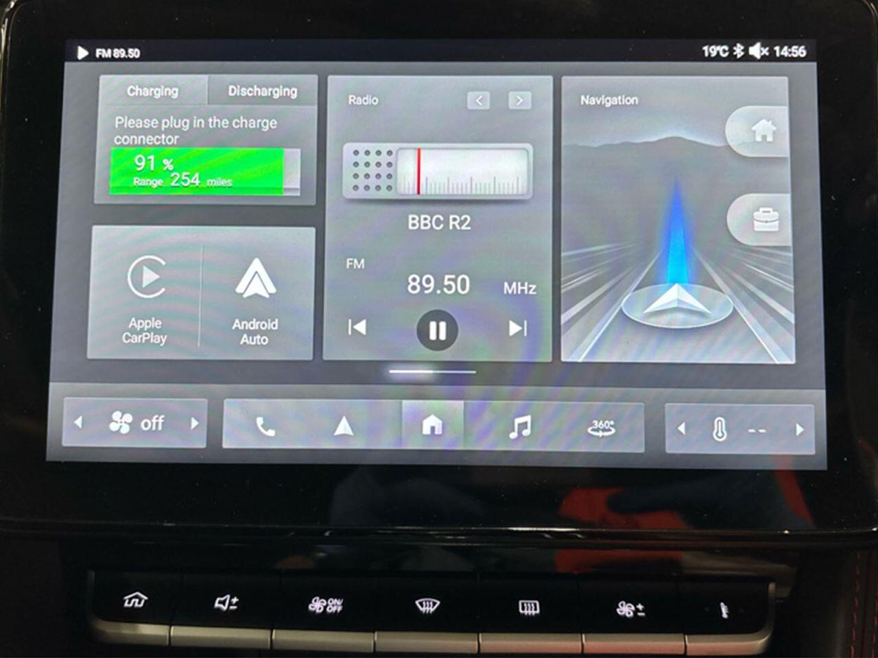 MG ZS view 9