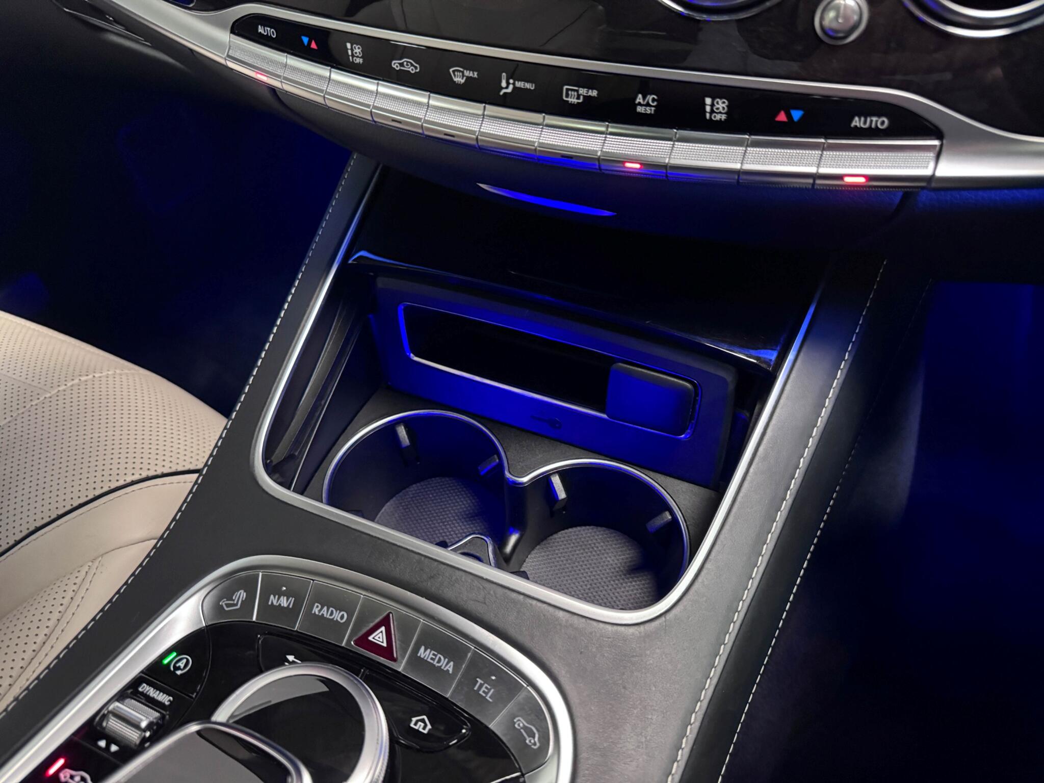 Mercedes-Benz S Class view 38
