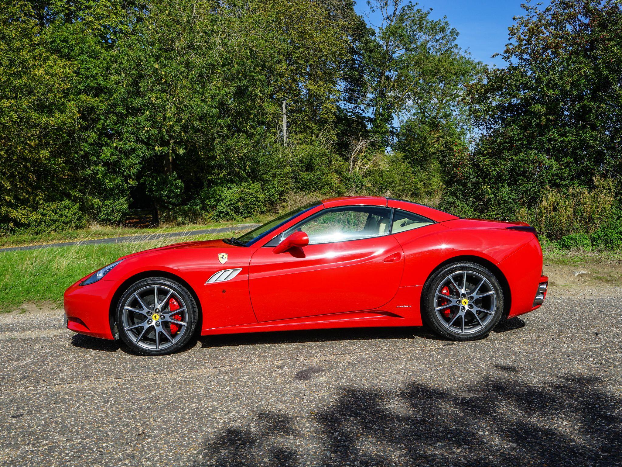 Ferrari California view 31