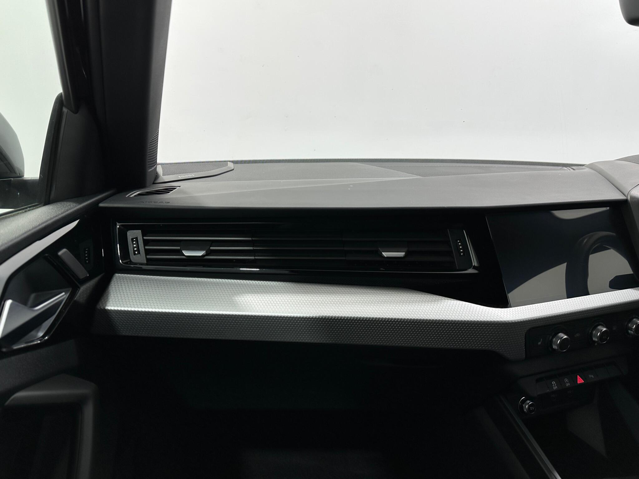 Audi A1 view 28