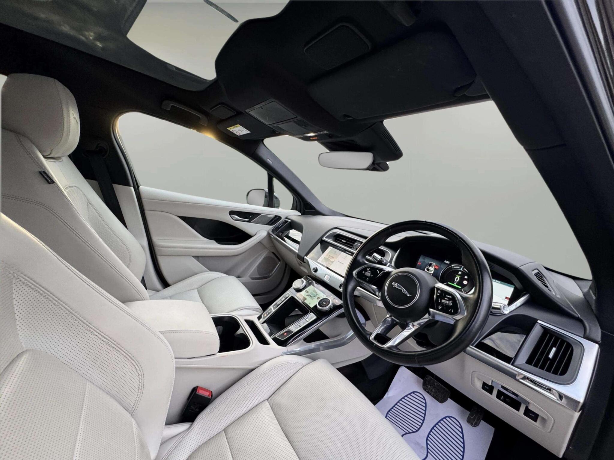 Jaguar I-Pace view 2