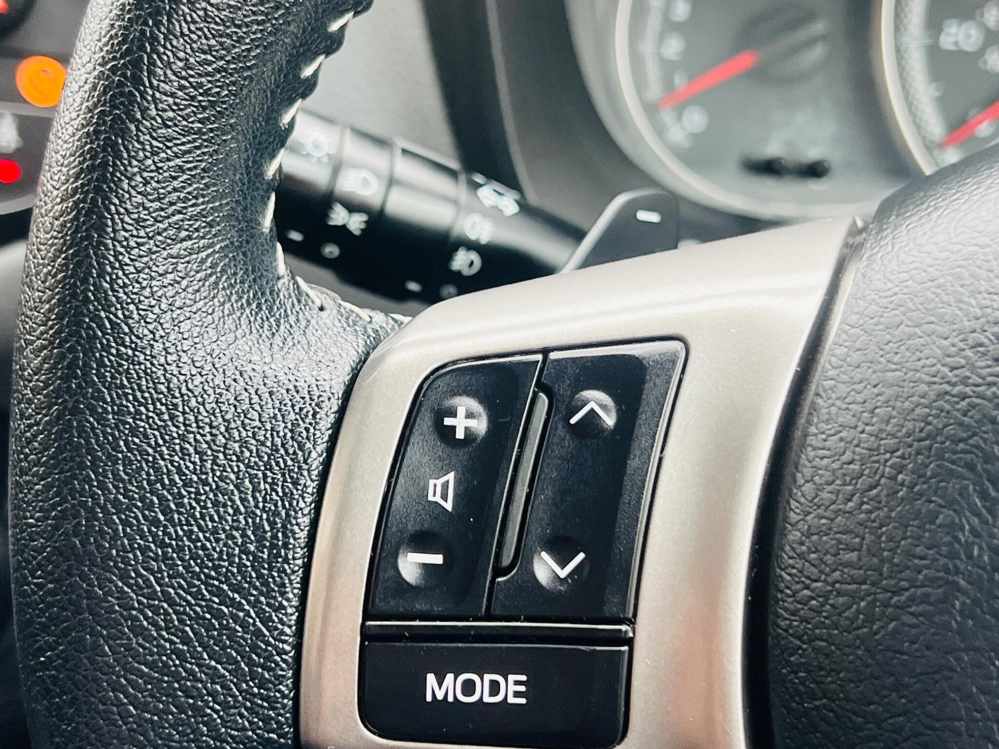 Toyota Yaris view 37