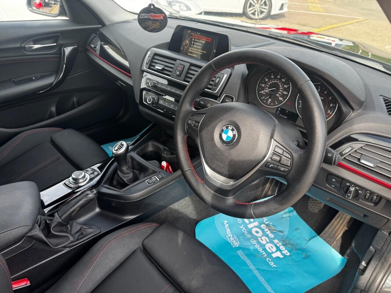 BMW 1 Series view 34