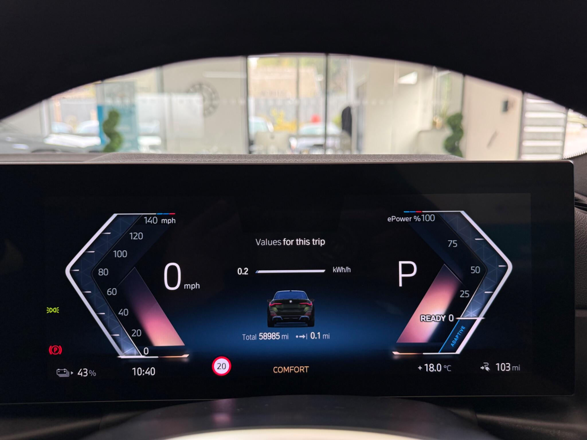 BMW I4 view 22