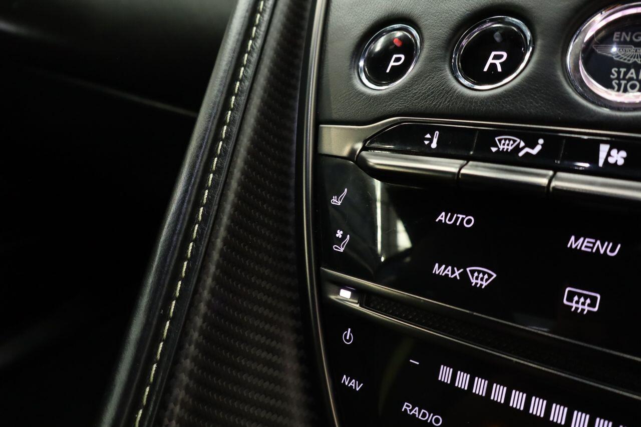 Aston Martin DB11 view 44