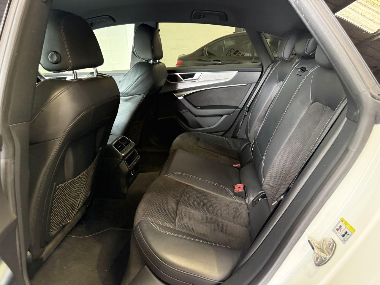Audi A7 view 56