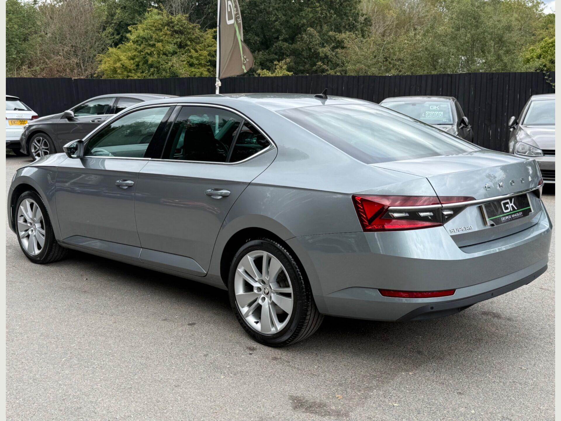 Skoda Superb view 2