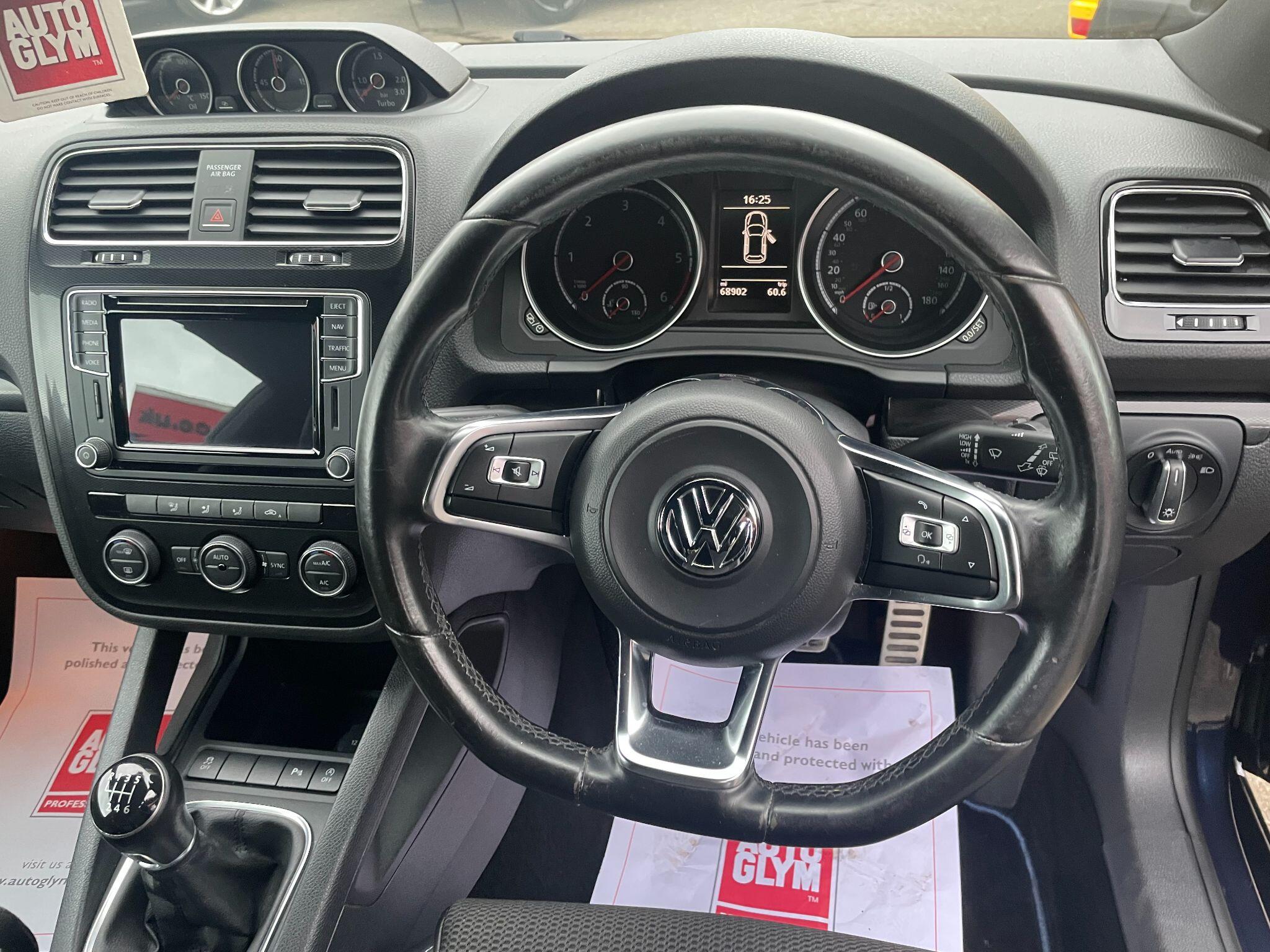 Volkswagen Scirocco view 18