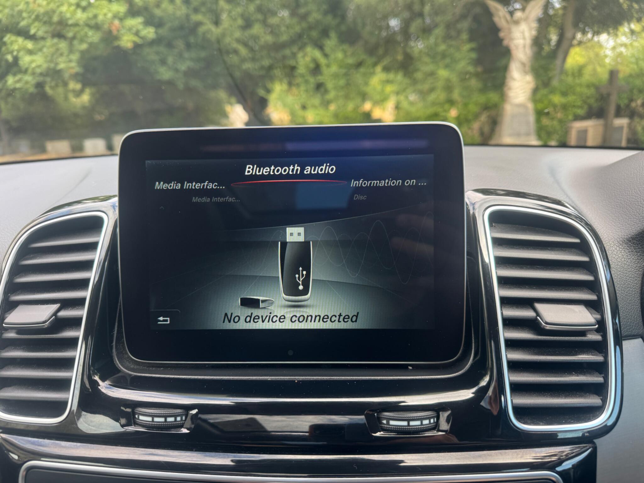 Mercedes-Benz Gle view 59