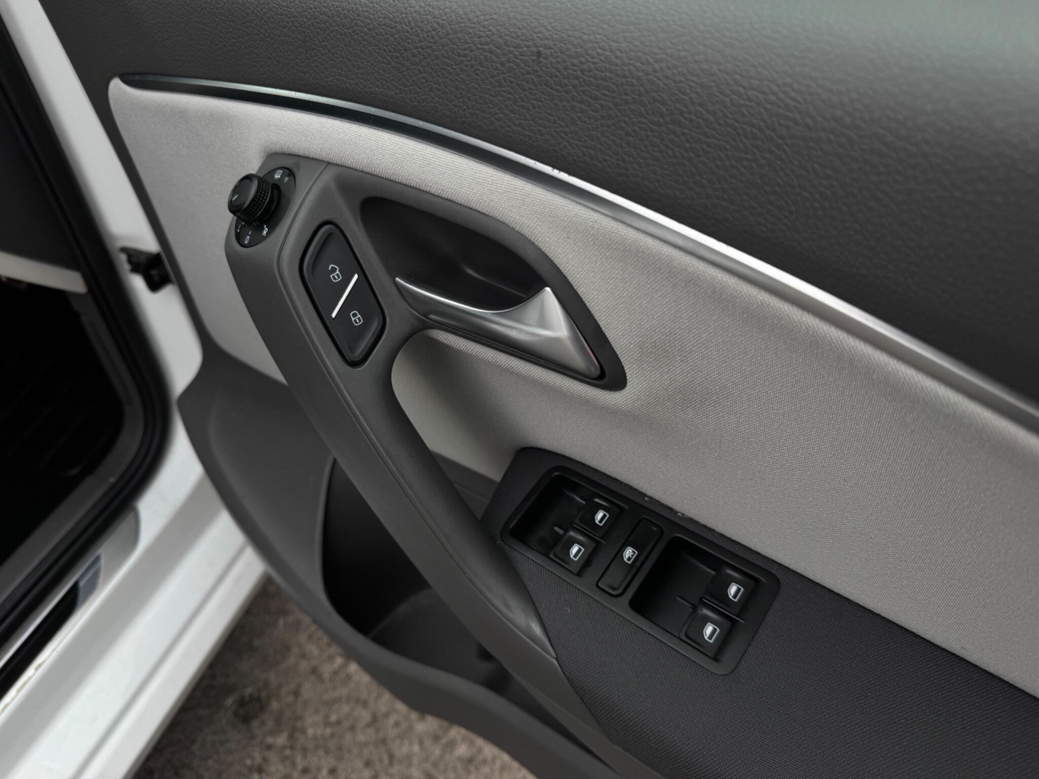Volkswagen Polo view 47