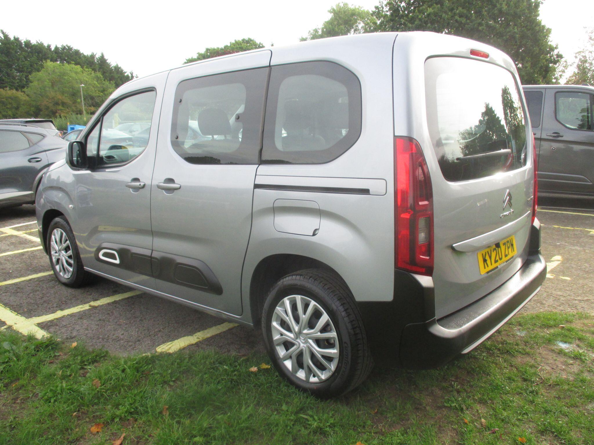 Citroen Berlingo view 14
