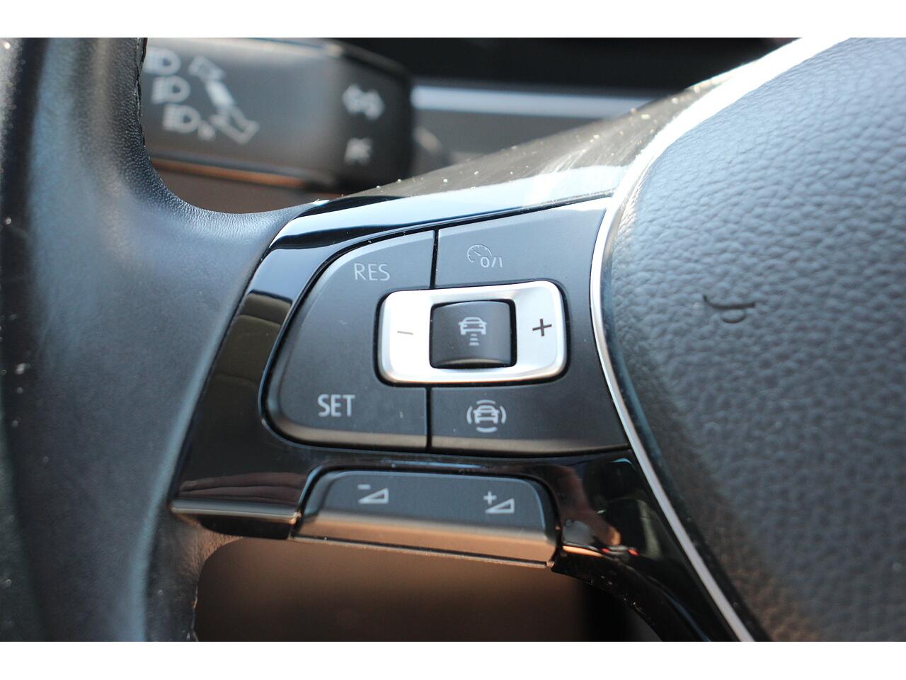 Volkswagen Tiguan view 27