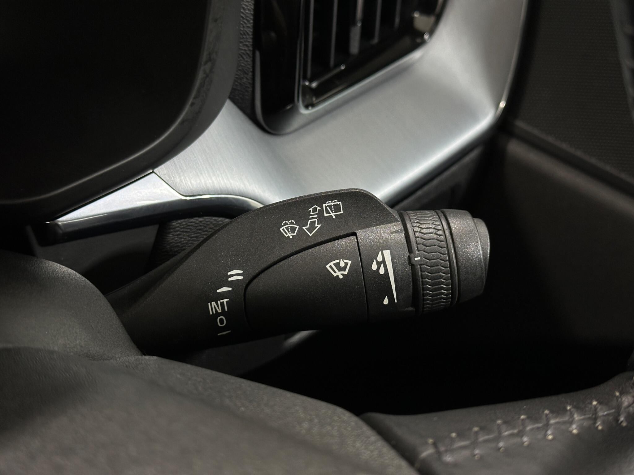 Volvo XC60 view 17