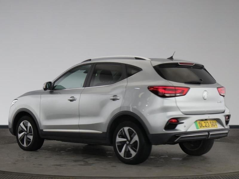 MG MG ZS view 2
