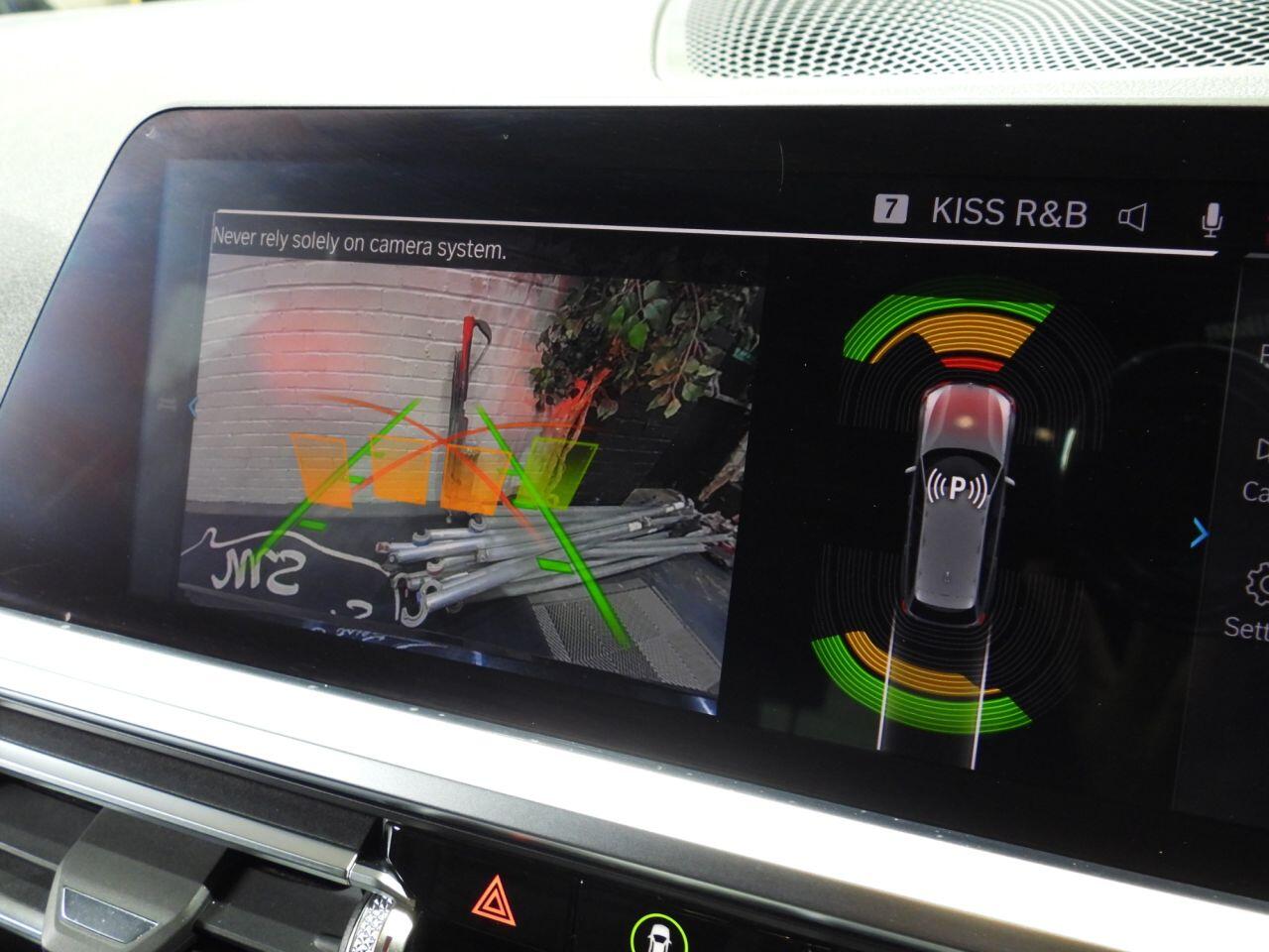 BMW 3 Series view 35
