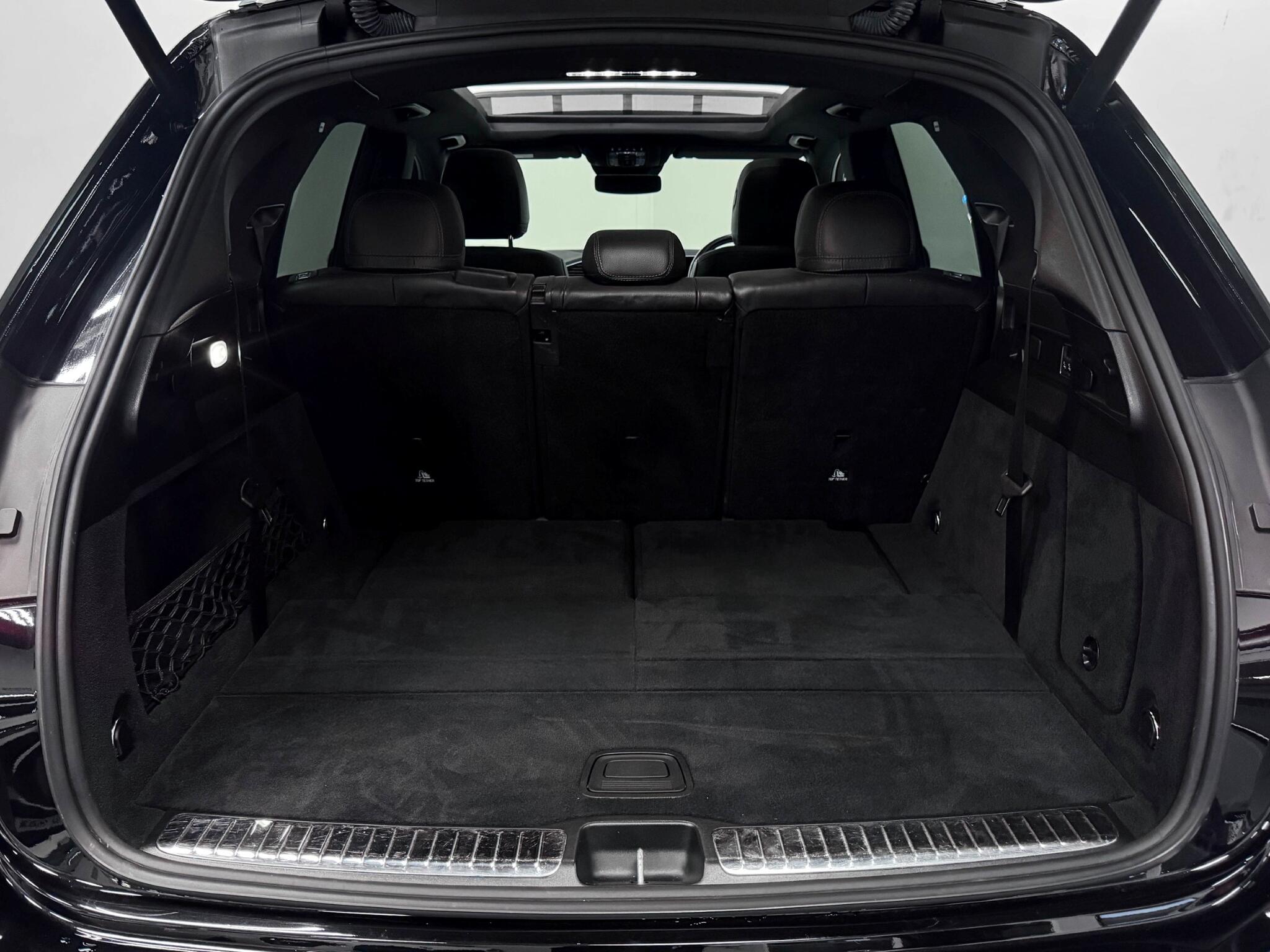 Mercedes-Benz Gle view 7