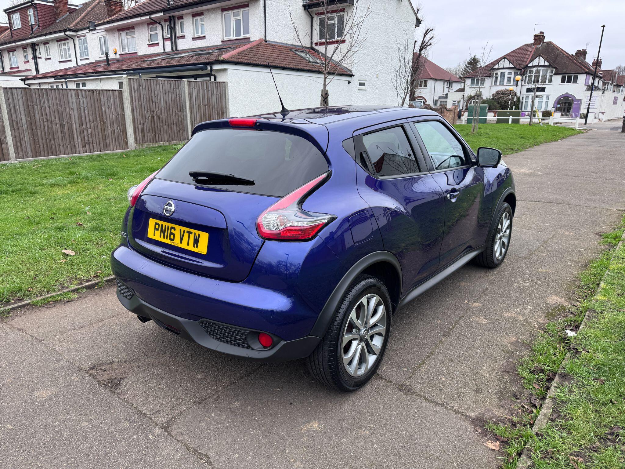 2016 Nissan Juke image 7