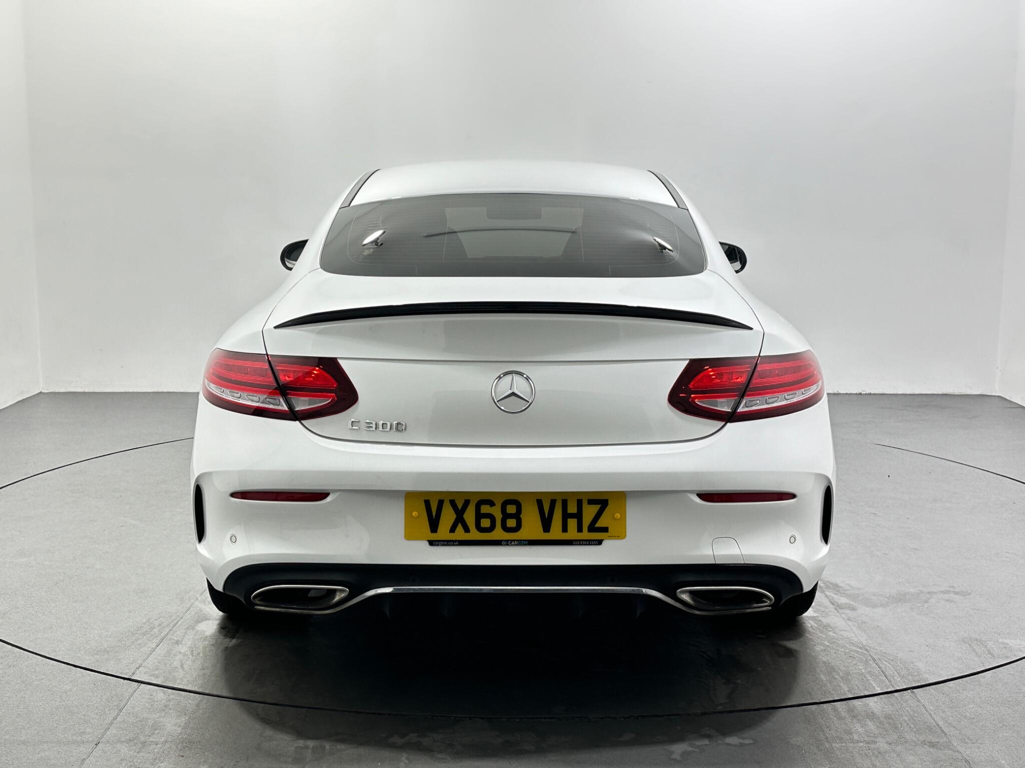 Mercedes-Benz C-Class view 7
