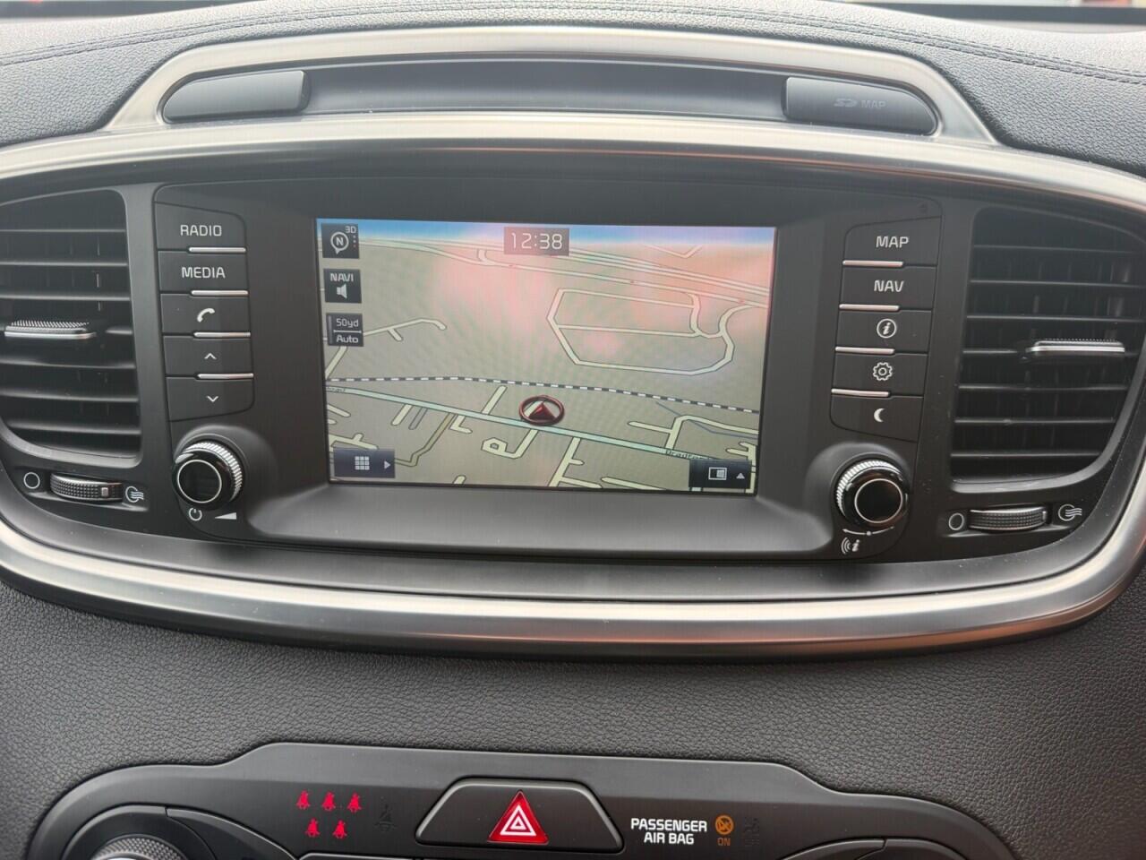 Kia Sorento view 7