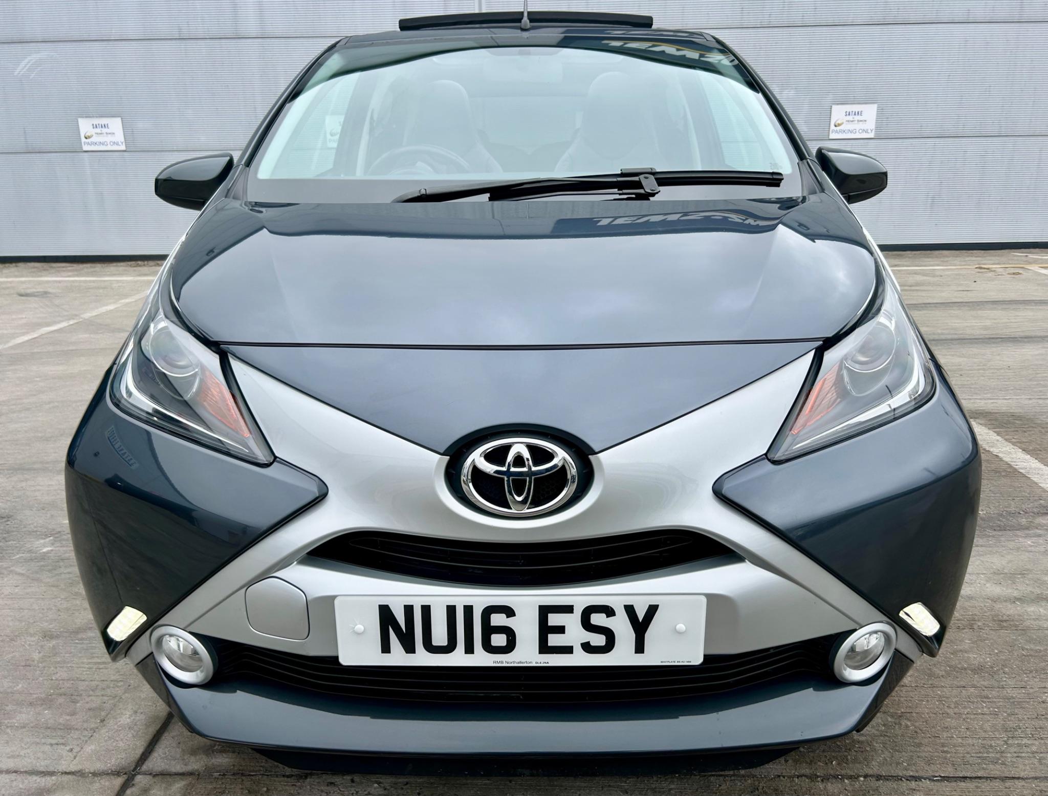 Toyota Aygo view 7