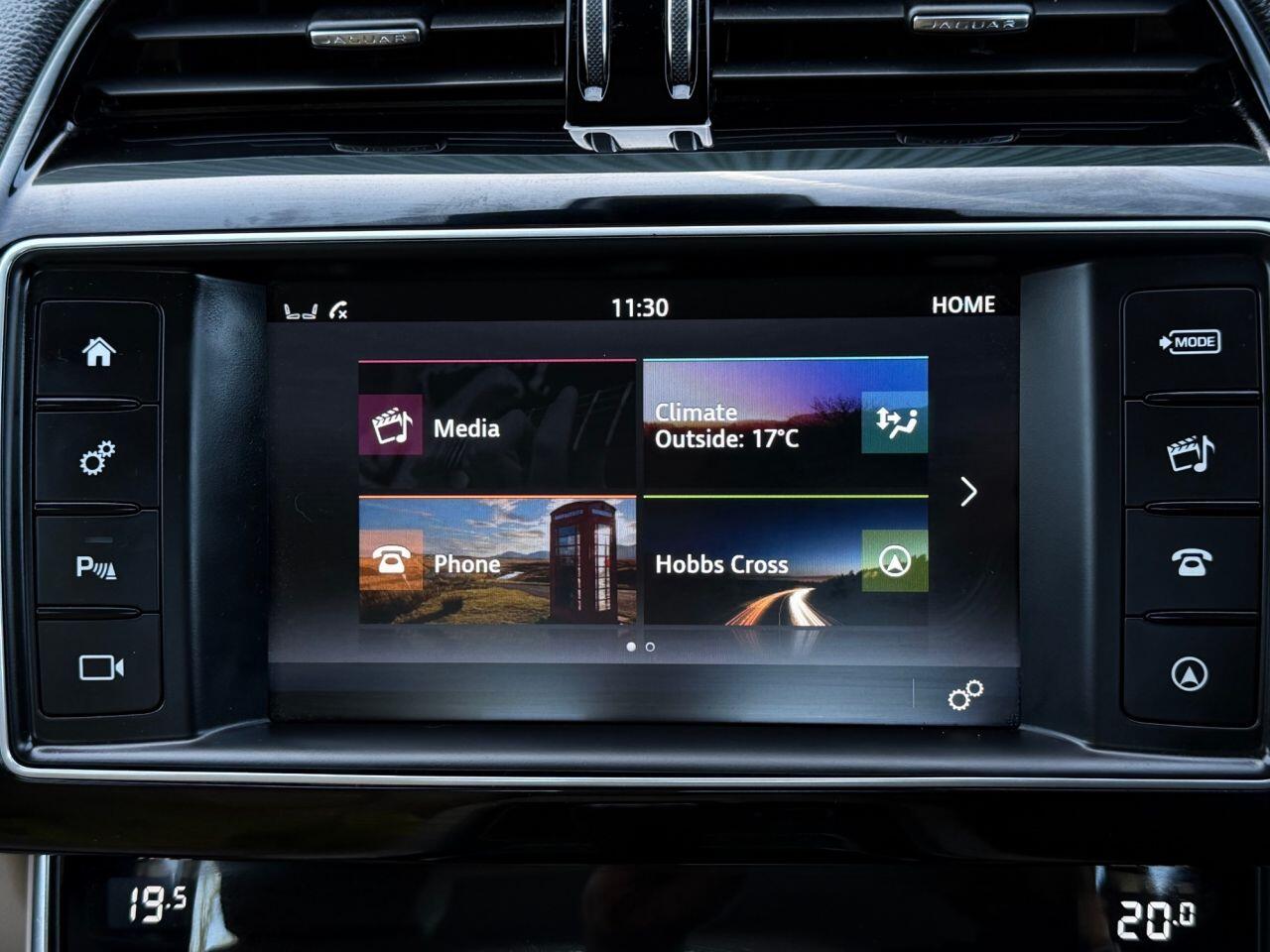 Jaguar Xe view 30